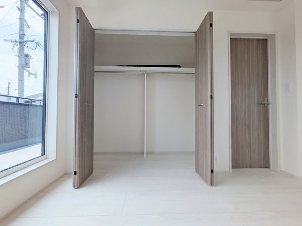 大津市雄琴５丁目　新築一戸建て　２期　８号棟