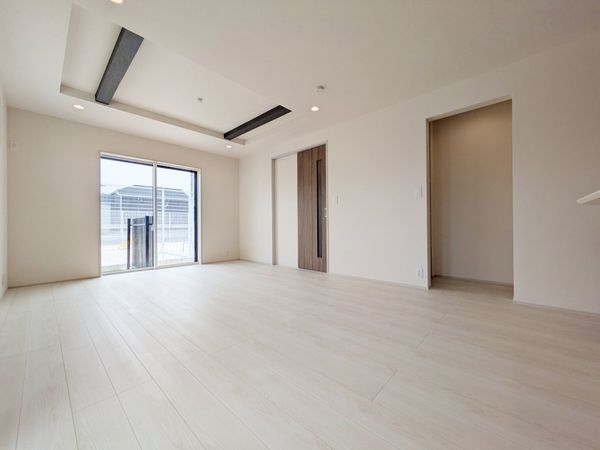 大津市雄琴５丁目　新築一戸建て　２期　８号棟