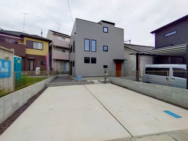 大津市下阪本３丁目の中古一戸建て