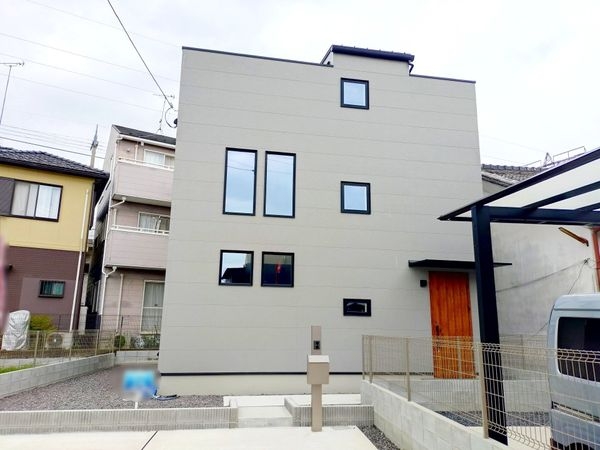 大津市下阪本３丁目の中古一戸建て