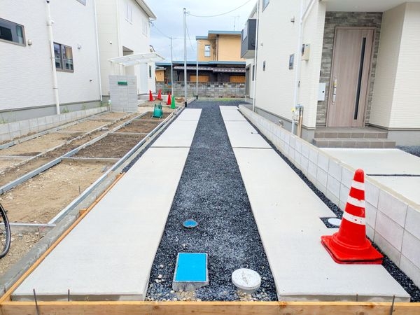 草津市川原３丁目　新築一戸建て　2期　２号棟