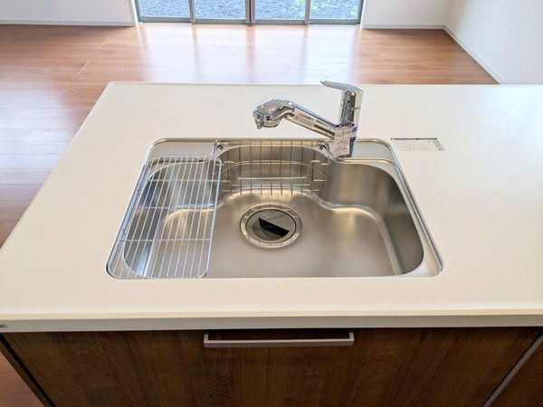 草津市川原３丁目　新築一戸建て　2期　２号棟