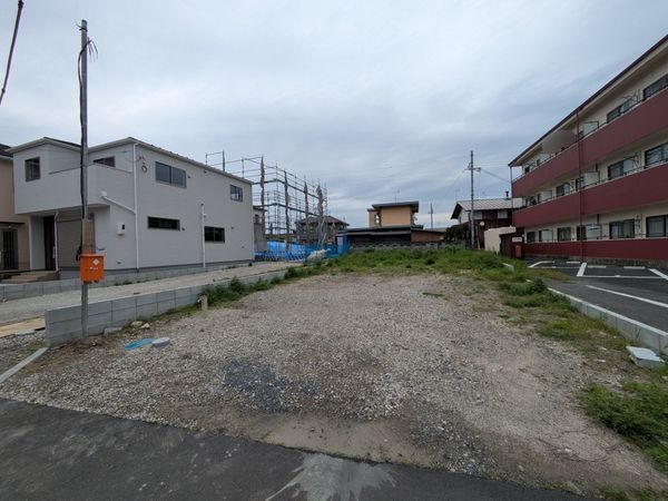 草津市川原３丁目　新築一戸建て　2期　２号棟