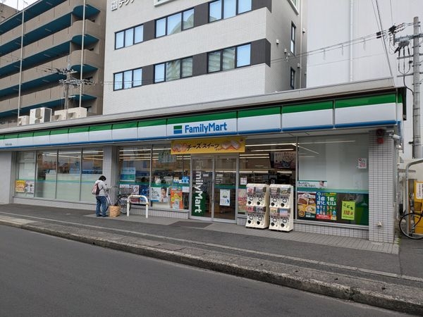 シャルマンコーポ草津　中古マンション(ファミリーマート草津西大路店)