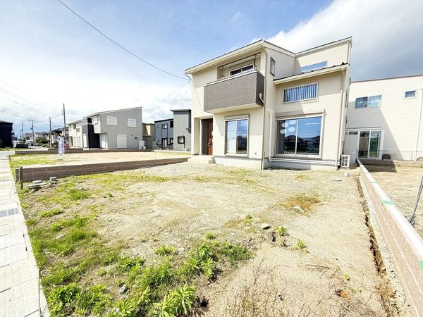 守山市小島町　新築一戸建て　５号棟