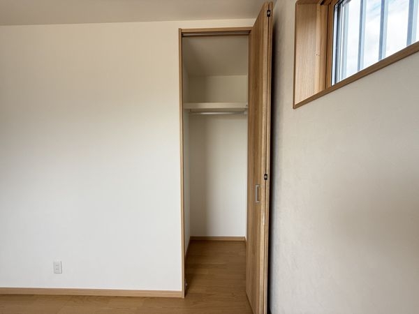 守山市小島町　新築一戸建て　２号棟