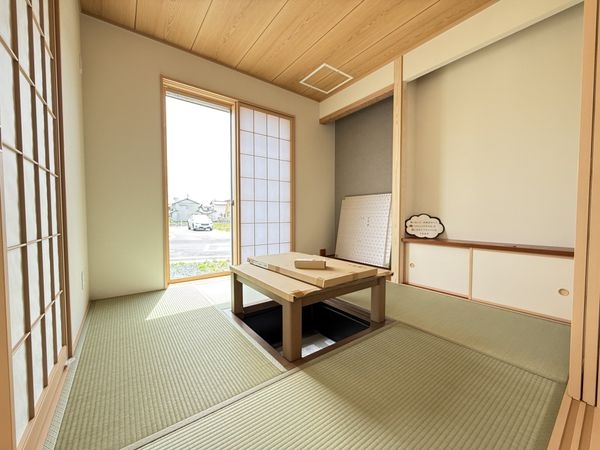 守山市小島町　新築一戸建て　２号棟