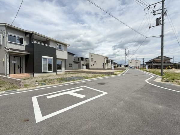 守山市小島町　新築一戸建て　２号棟
