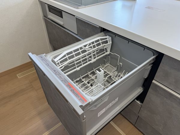 守山市小島町　新築一戸建て　２号棟