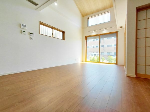 草津市西草津１丁目　新築一戸建て　２期　２号地