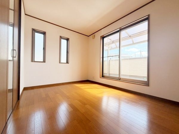 京都市伏見区日野野色町の中古一戸建て