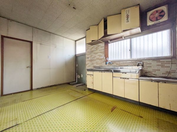 草津市西矢倉３丁目の中古一戸建て