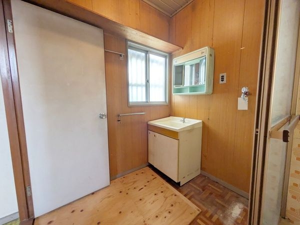 草津市西矢倉３丁目の中古一戸建て