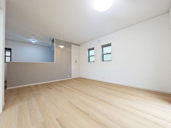 守山市小島町の中古一戸建て