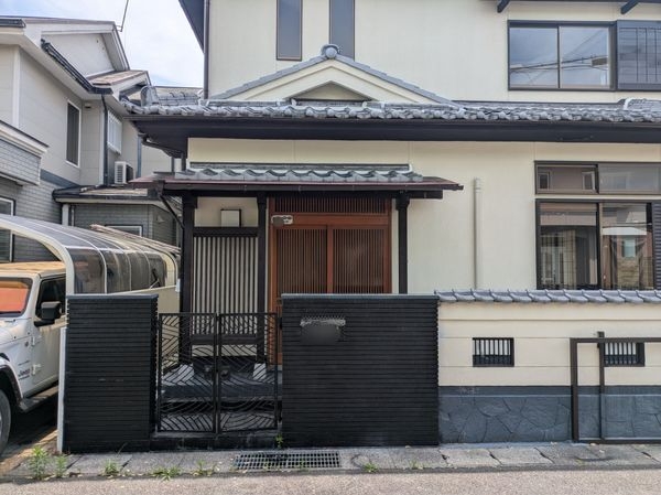 大津市下阪本１丁目の中古一戸建て