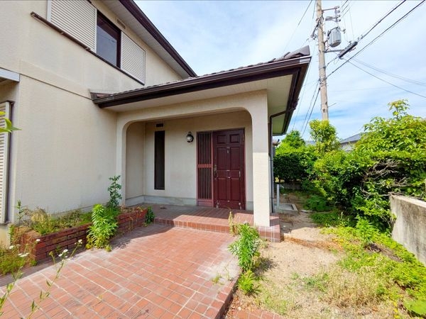 草津市桜ケ丘４丁目　中古一戸建て