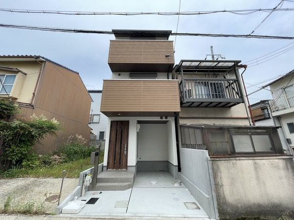 京都市山科区西野山欠ノ上町新築一戸建て