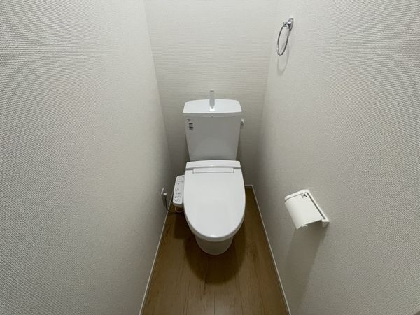 京都市山科区御陵岡町　新築一戸建て