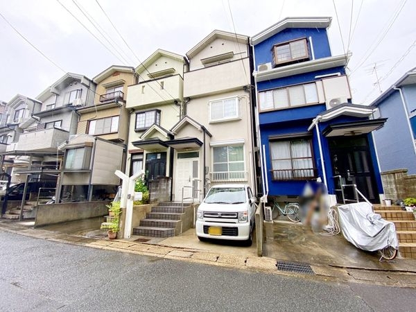京都市伏見区石田大受町の中古一戸建て