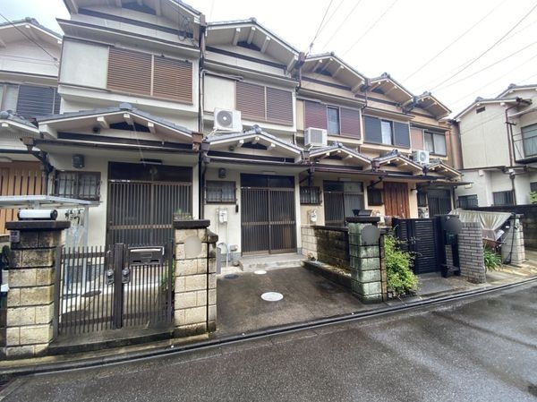 京都市伏見区深草平田町の中古一戸建て