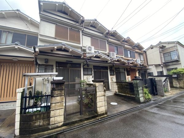 京都市伏見区深草平田町の中古一戸建て