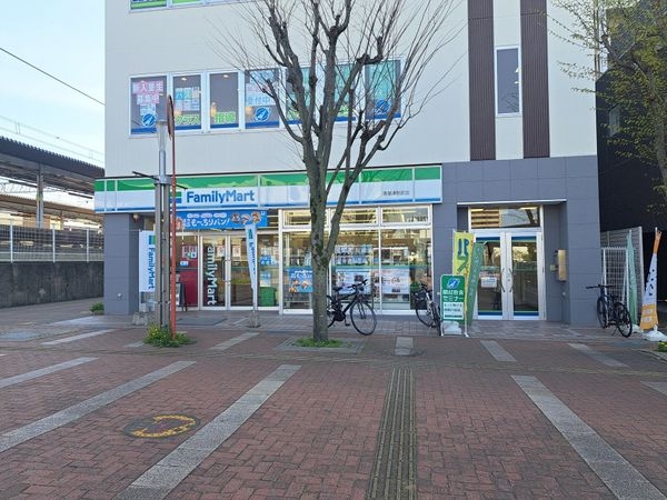 アメニティ南草津８　中古マンション(ファミリーマート南草津駅前店)