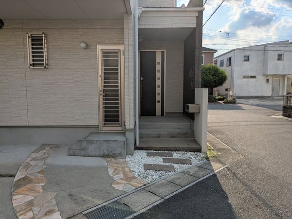 大津市大江６丁目の中古一戸建て