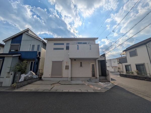 大津市大江６丁目の中古一戸建て