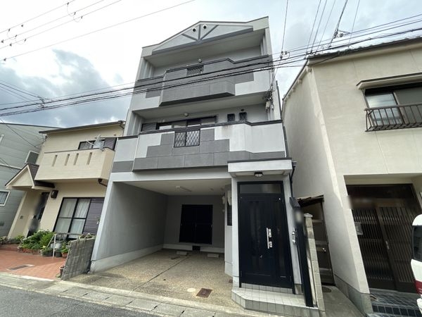 京都市山科区西野楳本町の中古一戸建て