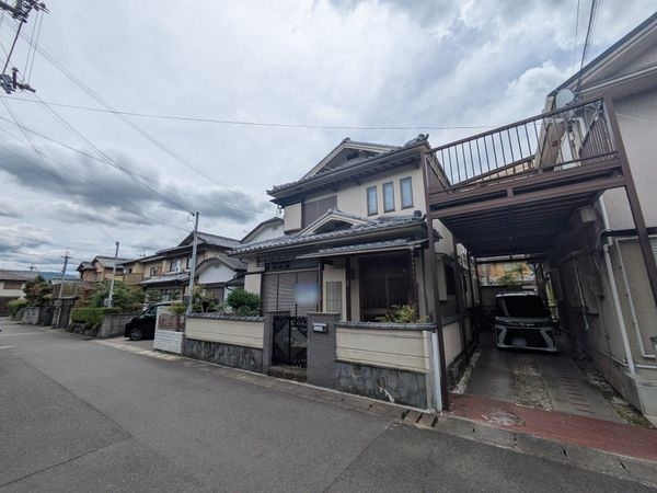 大津市南志賀４丁目の中古一戸建て
