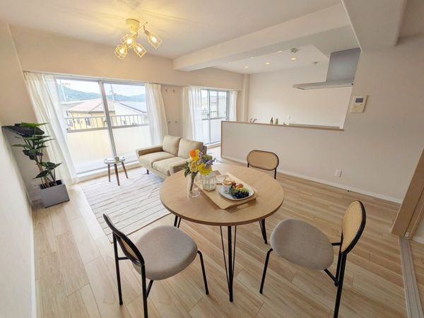 ネオコーポ大津湖城ヶ丘Ｃ棟　中古マンション