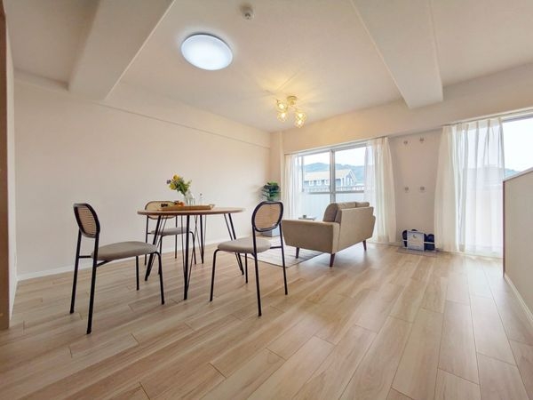 ネオコーポ大津湖城ヶ丘Ｃ棟　中古マンション