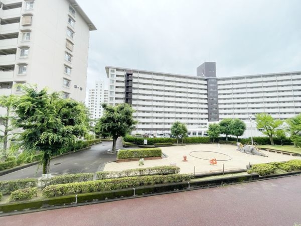 向島ニュータウン第三街区Ｄ棟　中古マンション