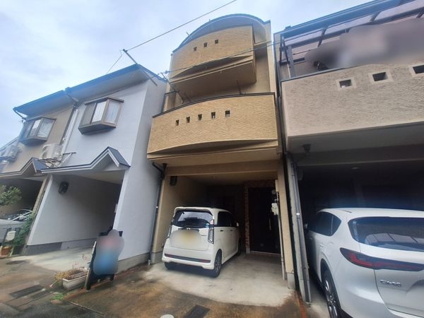 京都市伏見区深草越後屋敷町の中古一戸建て