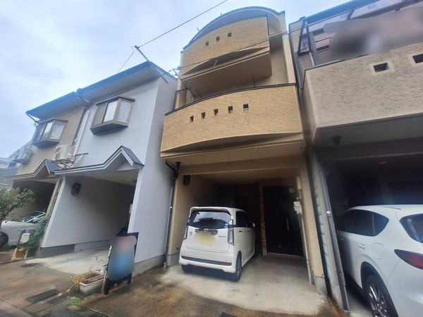 京都市伏見区深草越後屋敷町の中古一戸建て