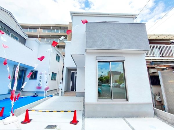 京都市伏見区深草仙石屋敷町　新築一戸建て　１期　２号棟