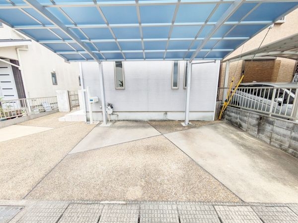 大津市石山寺４丁目の中古一戸建て