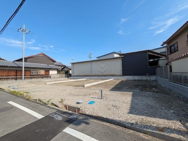 草津市矢倉２丁目　新築一戸建て　１期　２号棟