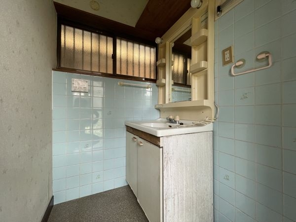 京都市伏見区深草越後屋敷町の中古一戸建て