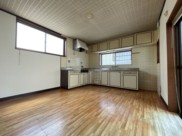 京都市伏見区深草越後屋敷町　中古一戸建て