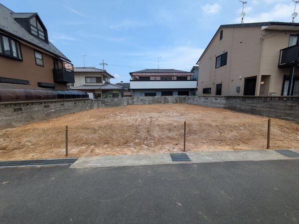 草津市東矢倉３丁目　新築一戸建て　２期　１号棟