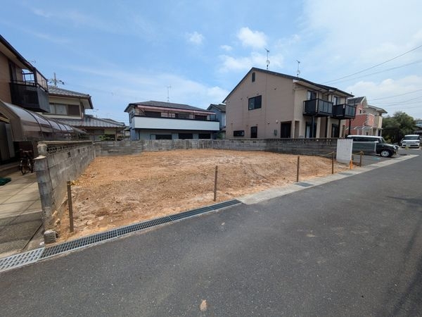 草津市東矢倉３丁目　新築一戸建て　２期　１号棟