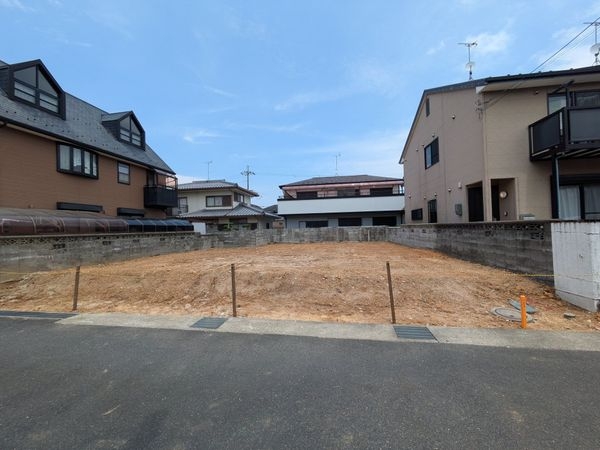草津市東矢倉３丁目　新築一戸建て　２期　１号棟