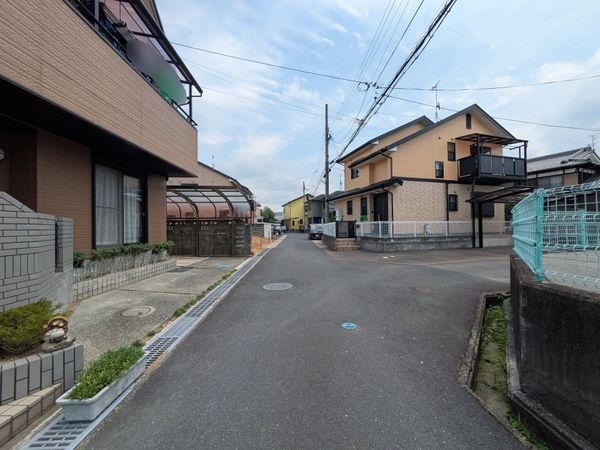 草津市東矢倉３丁目　新築一戸建て　２期　１号棟