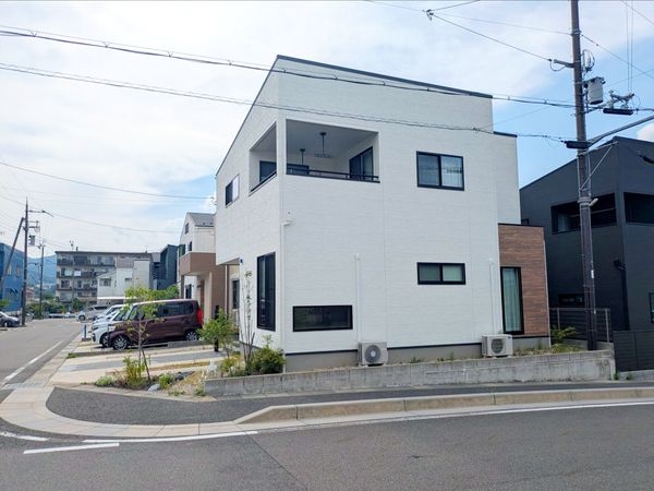 大津市瀬田３丁目の中古一戸建て