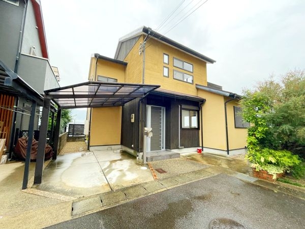 京都市山科区御陵岡ノ西町の中古一戸建て