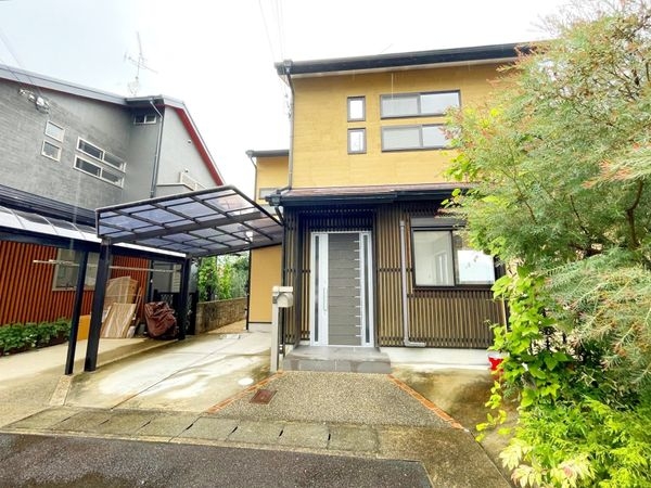 京都市山科区御陵岡ノ西町の中古一戸建て