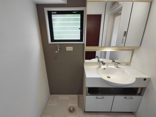 京都市山科区御陵岡ノ西町の中古一戸建て