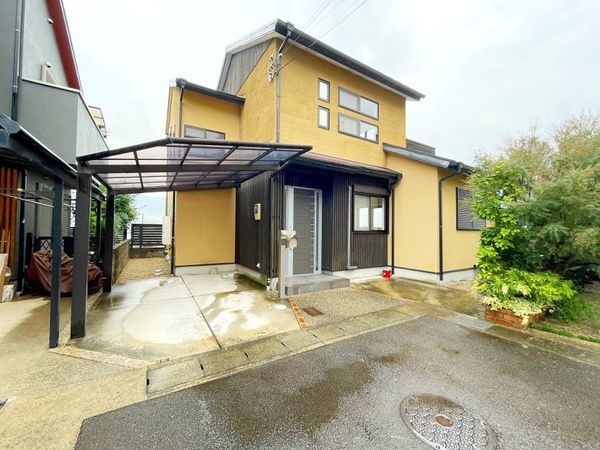 京都市山科区御陵岡ノ西町の中古一戸建て