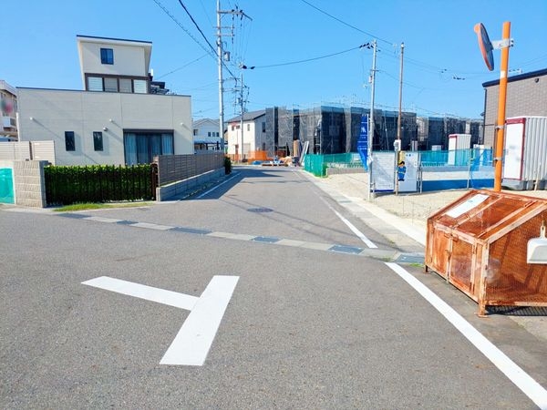 大津市雄琴５丁目　新築一戸建て　第５　１号棟